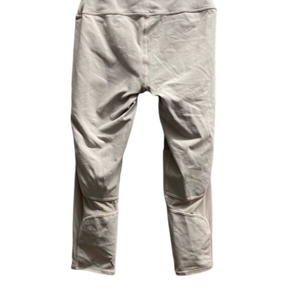 ALO womans light gray Capri sheer panel leggings active wear size med - Picture 3 of 6